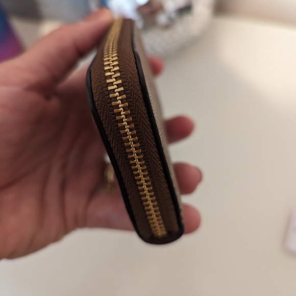 Coach EUC Signature Brown Monogram Small Card Holder Perfect Condition - Picture 7 of 9